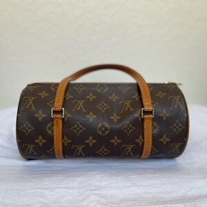 Louis Vuitton Papillon 26 - Great Condition / Dust Bag Included